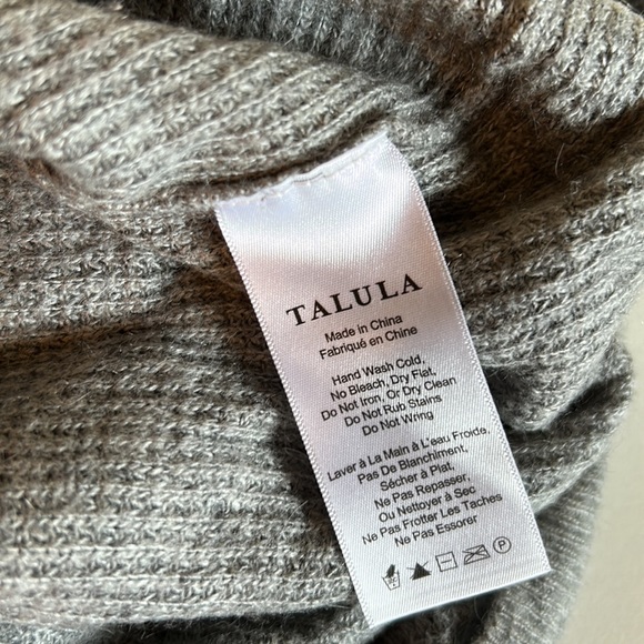 Aritzia Talula knit sweater - Picture 3 of 5